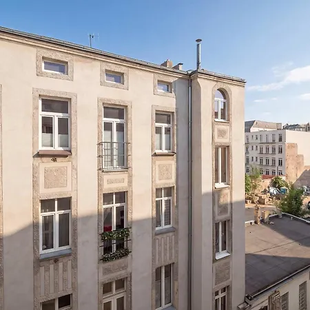 Stylish With Air Conditioning In The Center Of By Renters Łódź